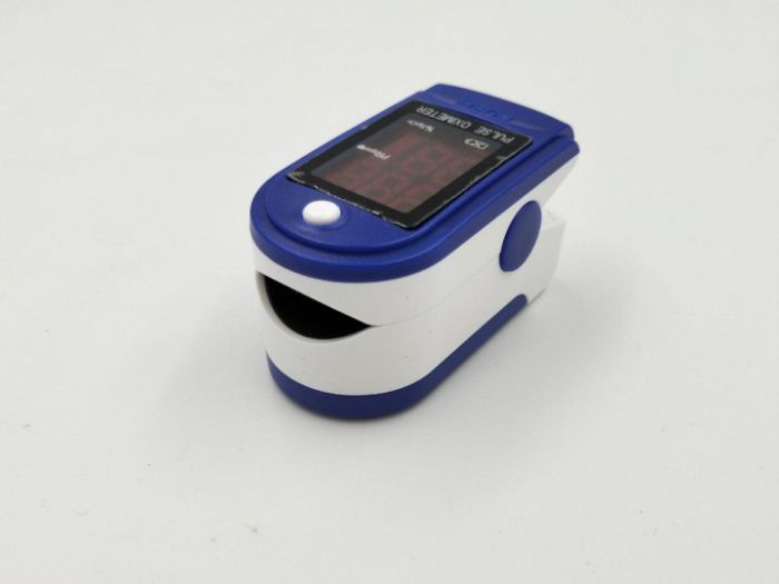 Пульсоксиметр FINGERTIP PULSE Oximeter SP07