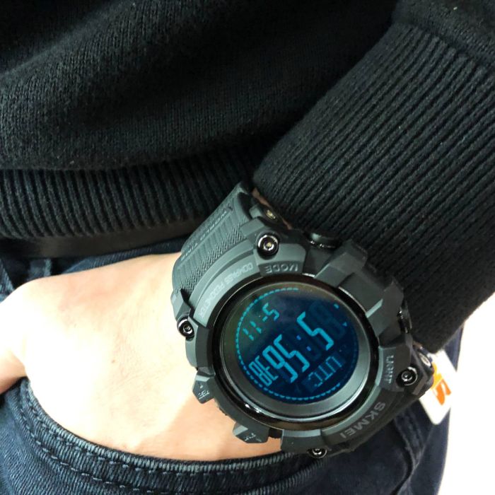 Часы наручные мужские SKMEI 1356BK BLACK, фирменные спортивные часы. Цвет: черный
