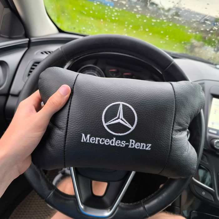 Мерседес 2шт, натуральная кожа, подушки на подголовник для авто с логотипом Mercedes-Benz