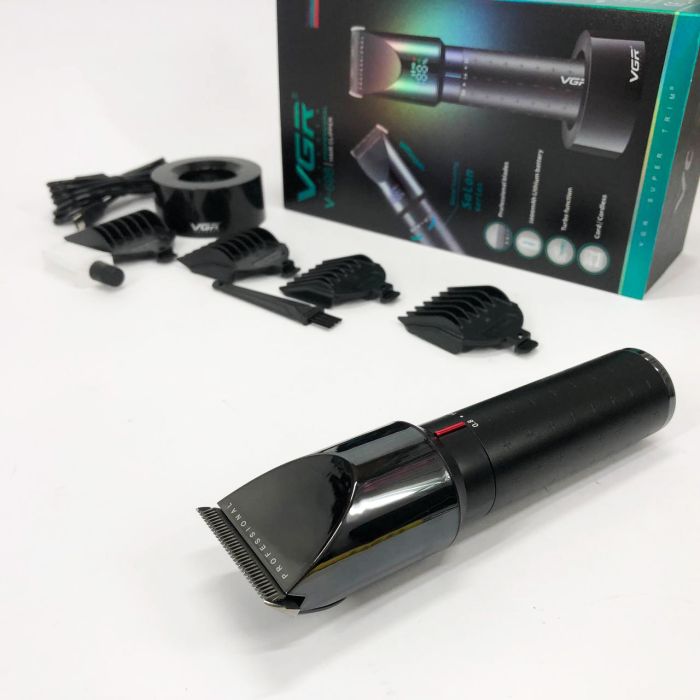 Аккумуляторная беспроводная машинка для стрижки волос VGR V-696 с LED дисплеем и ТУРБО режимом