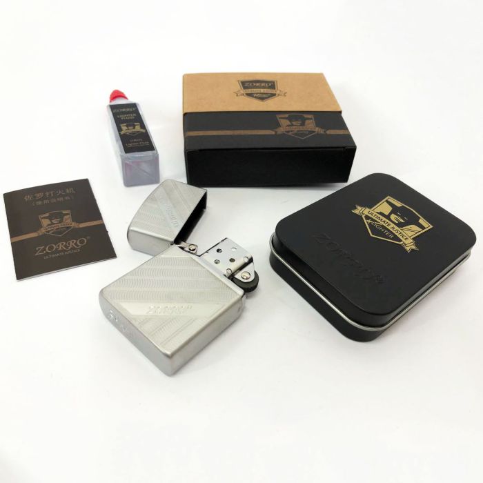 Зажигалка бензиновая Zorro HL-365, зажигалка подарочная сувенирная, зажигалка в подарок. Цвет: серебряный