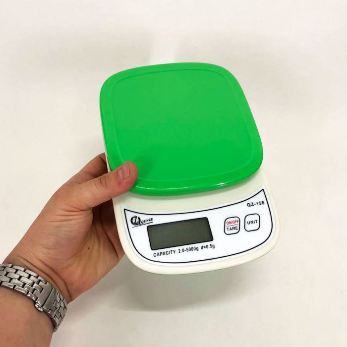 Весы кухонные с плоской платформой QZ-158 5кг, точные кухонные весы. Цвет: зеленый