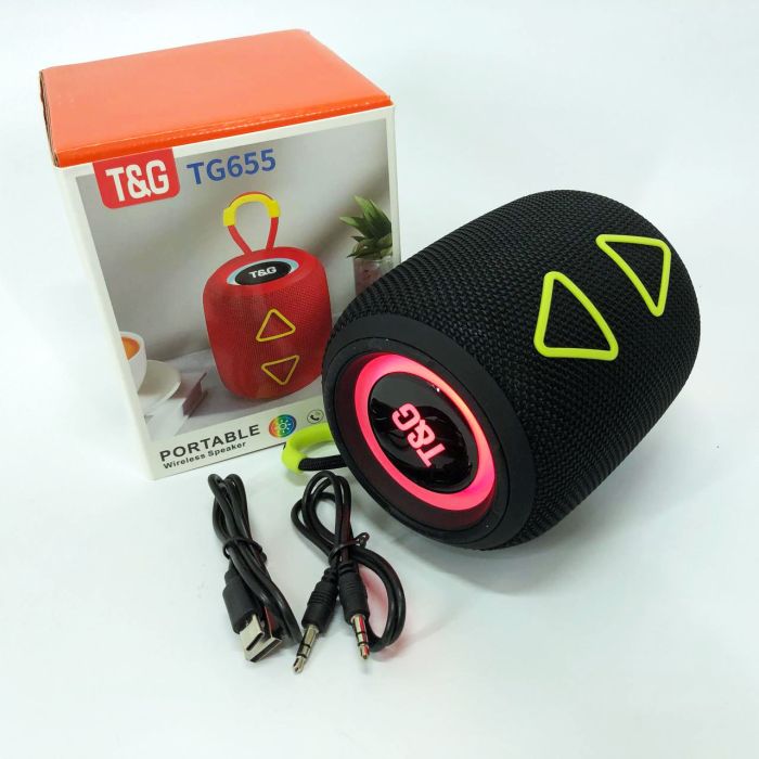 Портативная колонка TG655 5W с RGB подсветкой и ремешком, Блютуз колонка для улицы. Цвет: черный