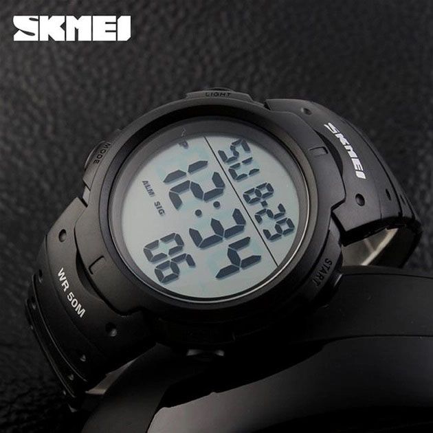 Часы наручные мужские SKMEI 1068BK, водонепроницаемые мужские часы, тактические часы. Цвет: черный