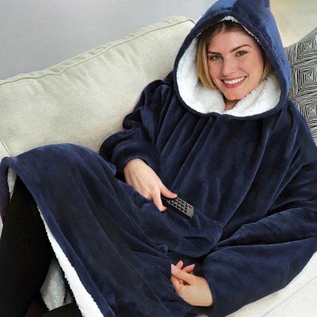 Плед толстовка с капюшоном и рукавами Huggle Hoodie оверсайз. Цвет: синий