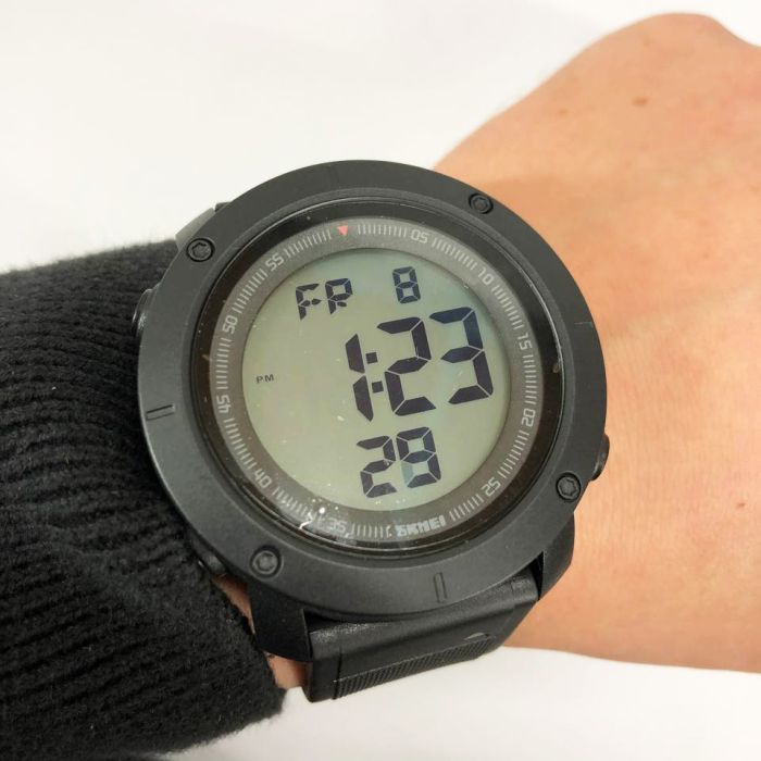 Часы наручные мужские SKMEI 2122BKWT BLACK-WHITE, мужские тактические часы. Цвет: черный