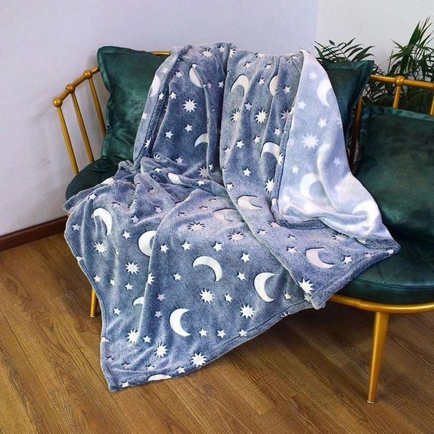Светящийся в темноте плед плюшевое покрывало Blanket kids Magic Star 150х100 см флисовое одеяло. Цвет: синий