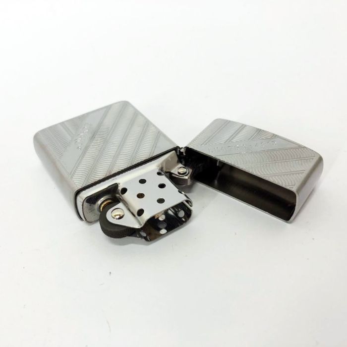 Зажигалка бензиновая Zorro HL-365, зажигалка подарочная сувенирная, зажигалка в подарок. Цвет: серебряный