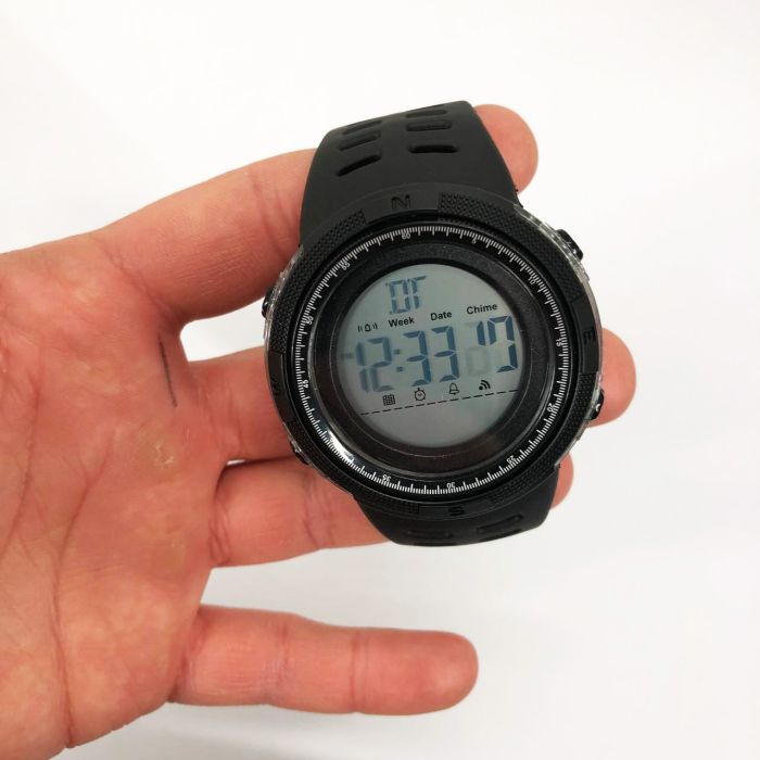Часы наручные мужские SKMEI 2070BKWT BLACK-WHITE, водостойкие тактические часы. Цвет: черный