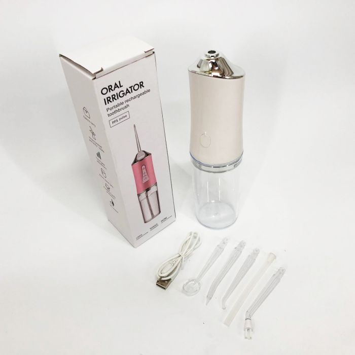 Ирригатор для чистки зубов и полости рта Oral Irrigator с аккумулятором и сменными насадками. Цвет: белый