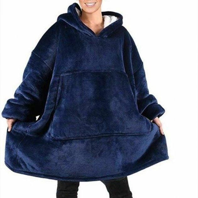 Плед толстовка с капюшоном и рукавами Huggle Hoodie оверсайз. Цвет: синий