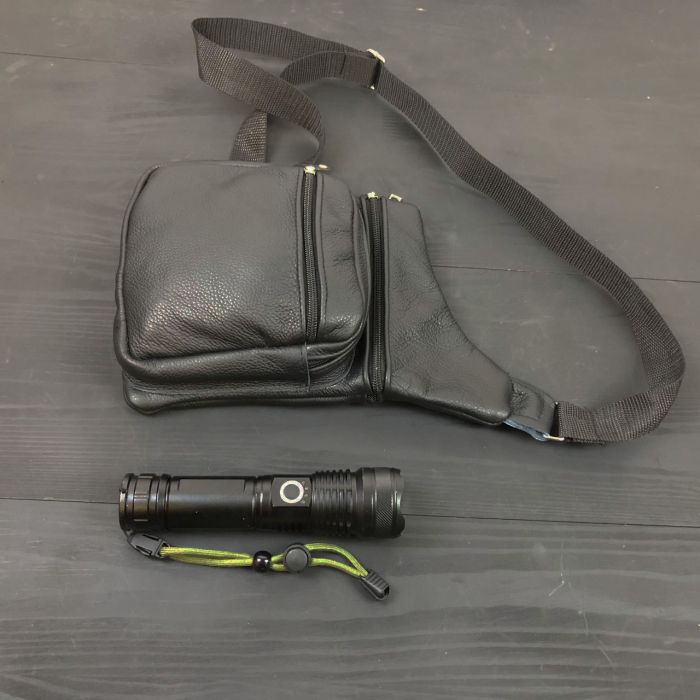 Подарочный набор 2В1! Сумка кожаная + профессиональный фонарь: POLICE BL-X71-P50