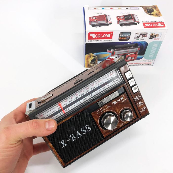 Радиоприёмник портативное радио Golon RX-381 аккумуляторный ретро колонка usb sd mp3 fm. Цвет: коричневый
